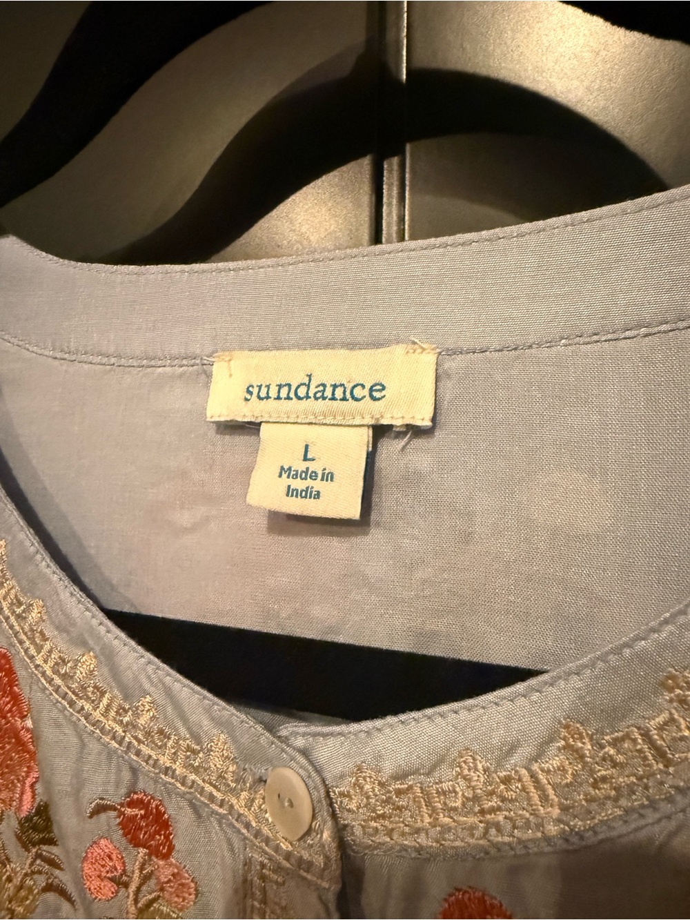 🪷 Sundance Women’s Silk-Blend Light Blue Embroidered Floral Peasant Top - Picture 5 of 13